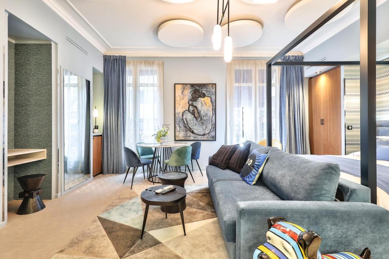 Hotel 33 Marbeuf Parigi Esterno foto