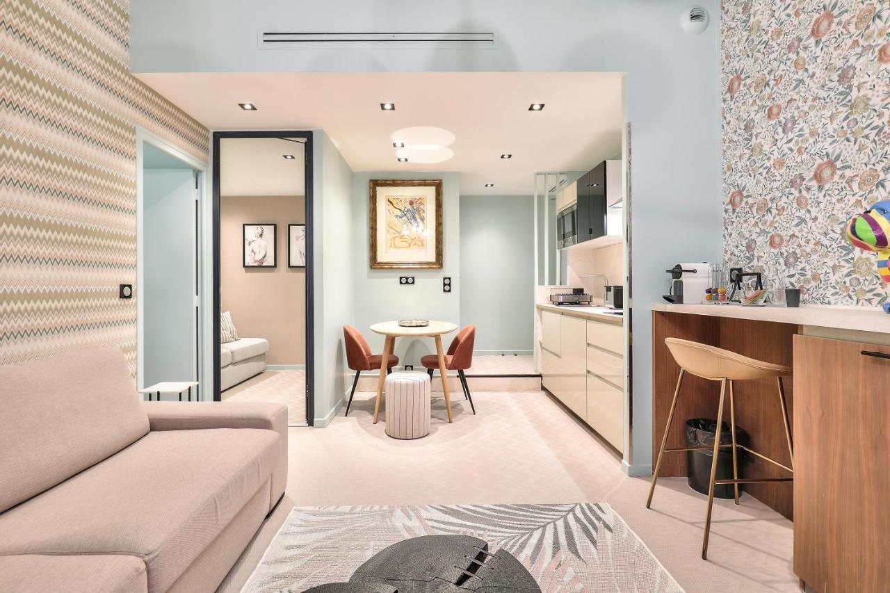 Hotel 33 Marbeuf Parigi Esterno foto