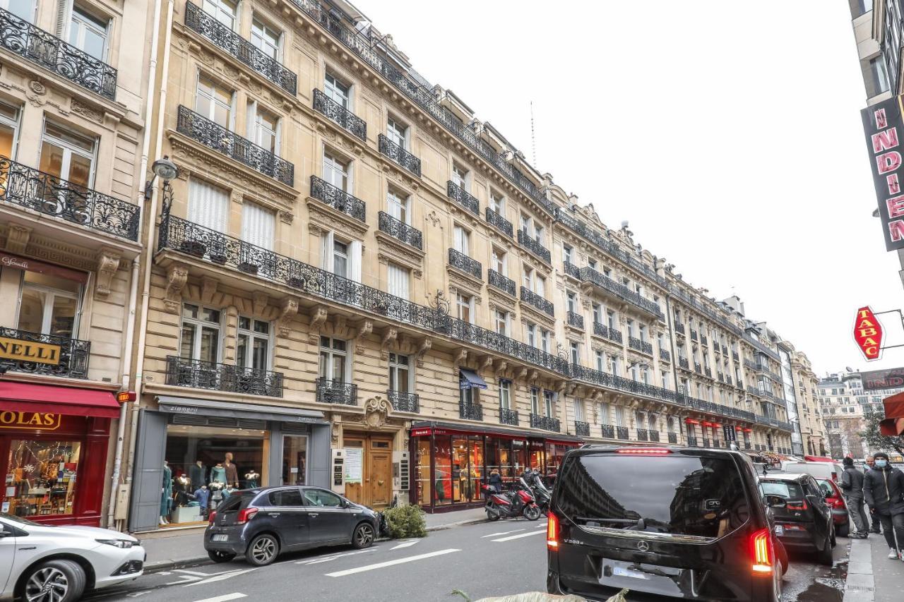 Hotel 33 Marbeuf Parigi Esterno foto